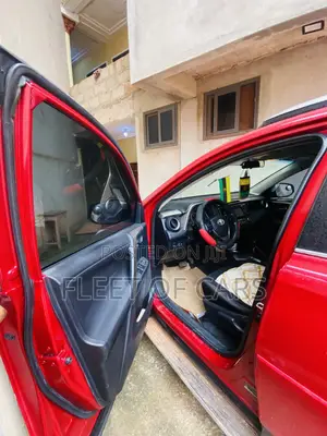 Toyota RAV4 XLE 4dr SUV AWD (2.5L 4cyl 6A) 2014 Red