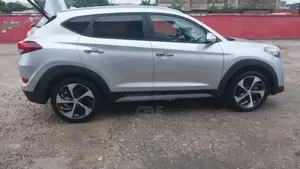 Hyundai Tucson Limited FWD 2017 Silver