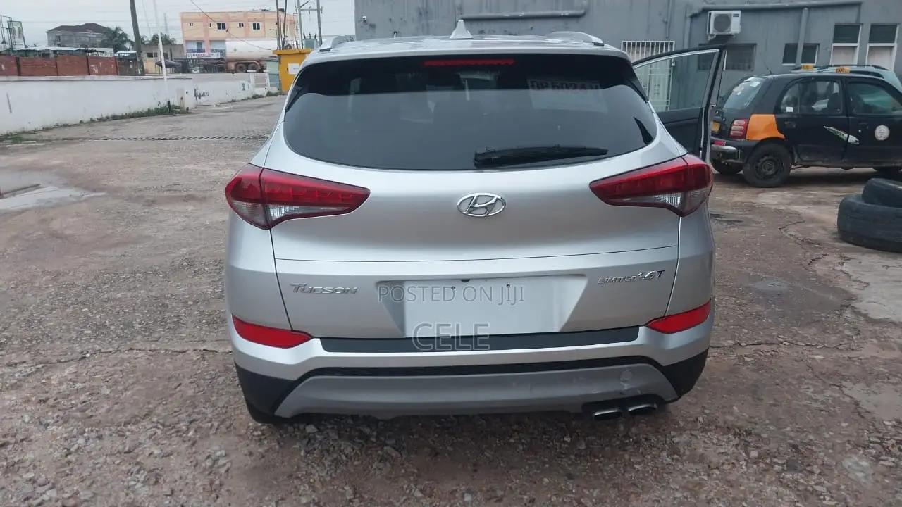 Hyundai Tucson Limited FWD 2017 Silver