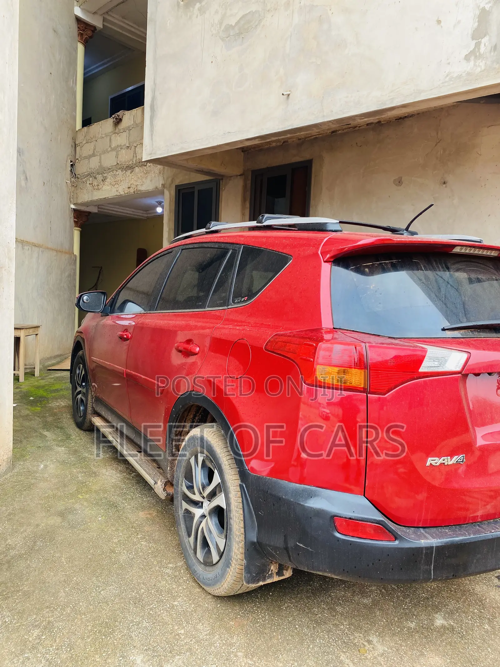 Toyota RAV4 XLE 4dr SUV AWD (2.5L 4cyl 6A) 2014 Red