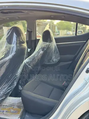 Hyundai Elantra Value Edition 2019 Silver