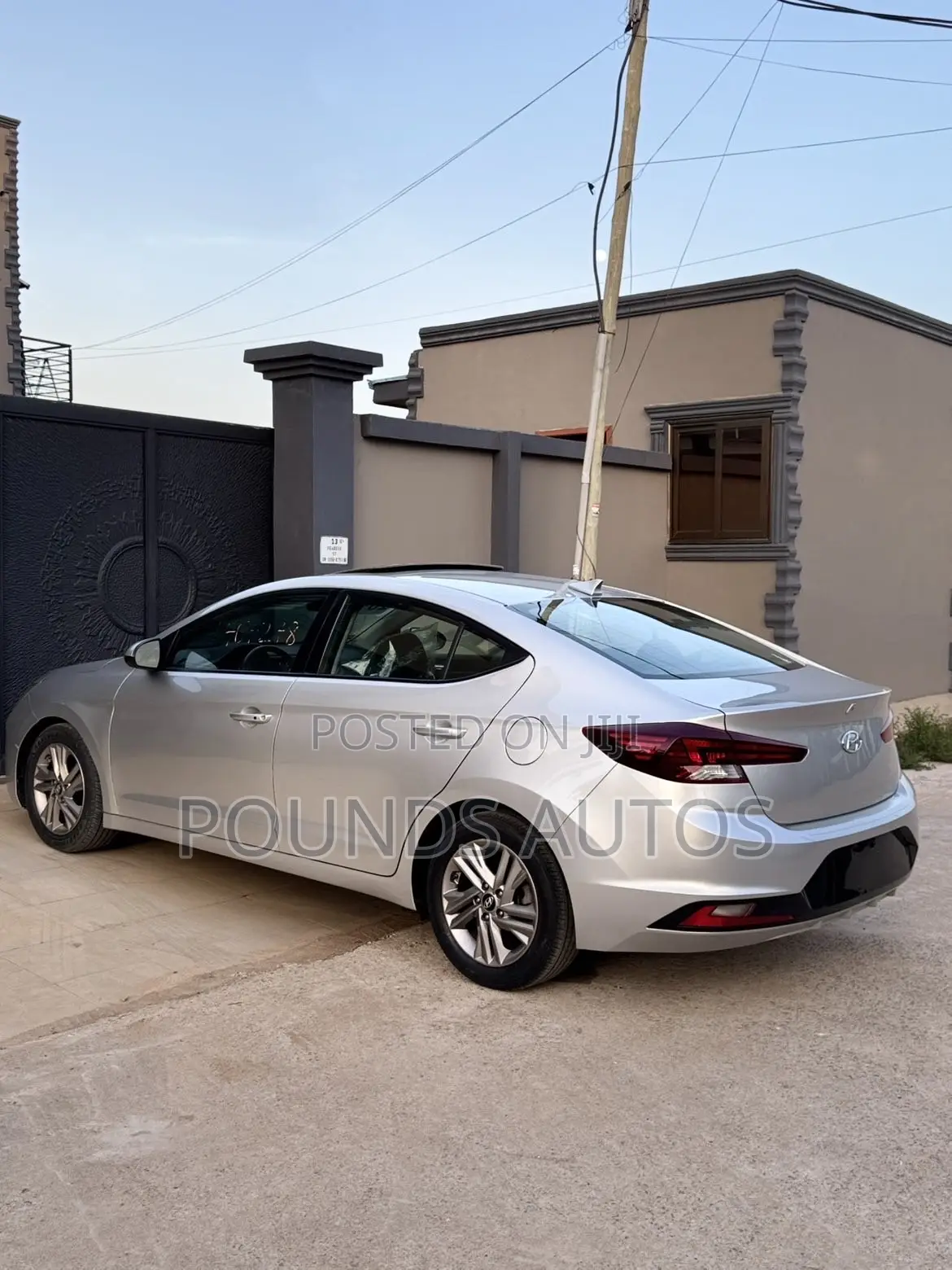Hyundai Elantra Value Edition 2019 Silver