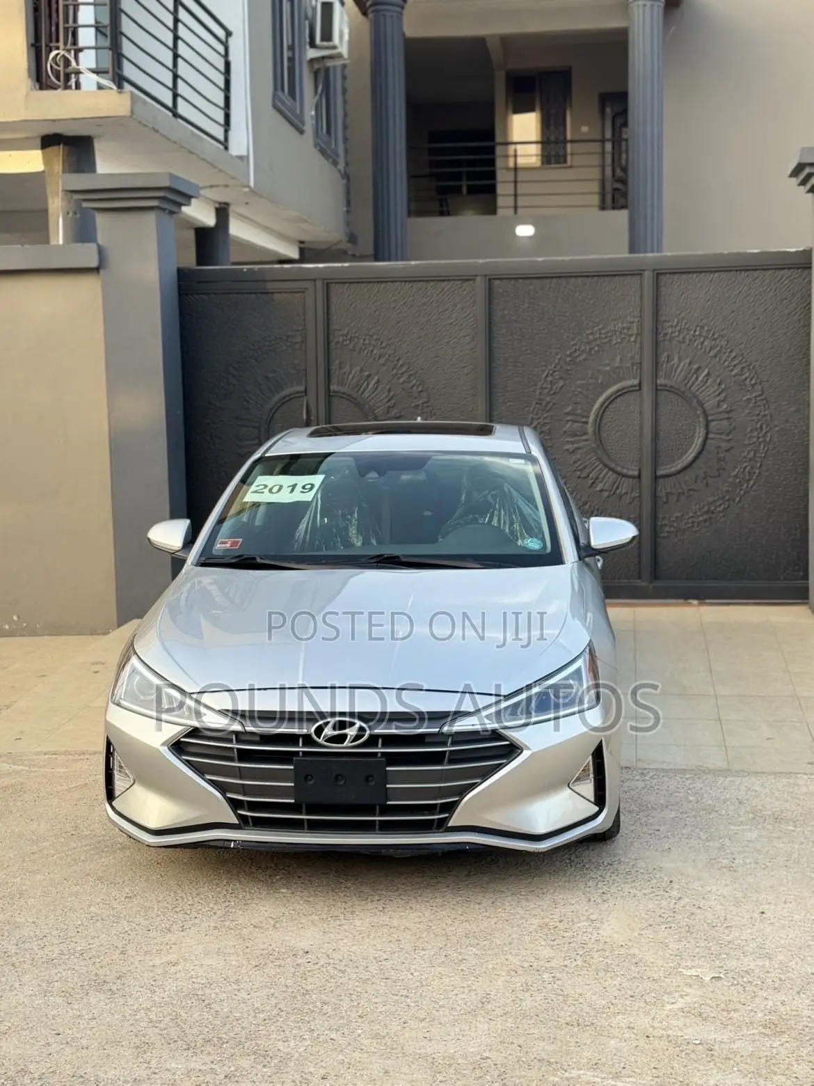 Hyundai Elantra Value Edition 2019 Silver