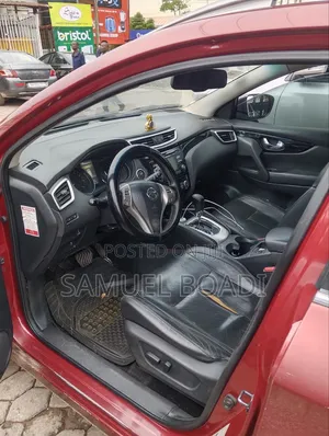 Nissan Qashqai 2017 Red