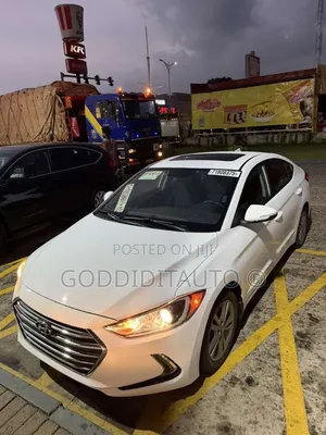 Hyundai Elantra SEL 2018 White