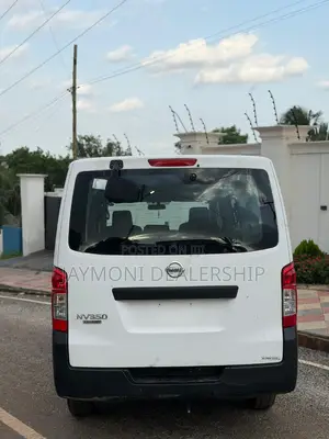 Nissan Caravan 2011 White