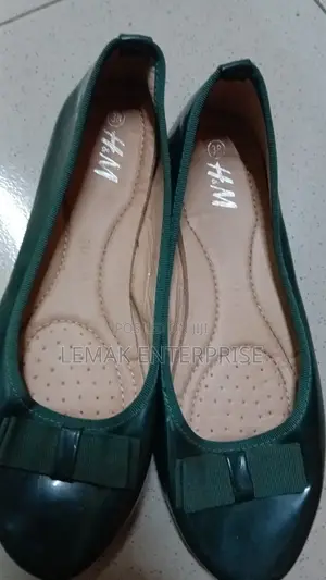 Ladies Flat Shoes Size 25, 26,35,38,41