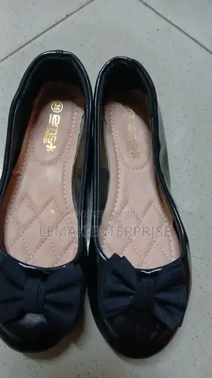 Ladies Flat Shoes Size 25, 26,35,38,41