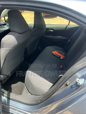 Toyota Corolla LE 2022 Blue