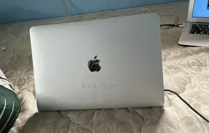 Laptop Apple MacBook 2020 8GB Apple M1 SSD 256GB