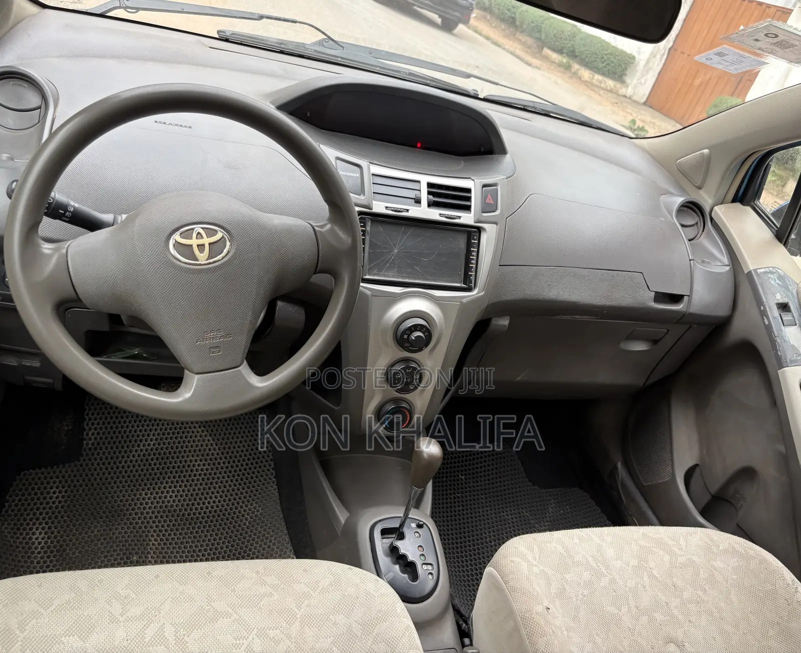 Toyota Vitz 1.3 FWD 5dr 2010 Blue