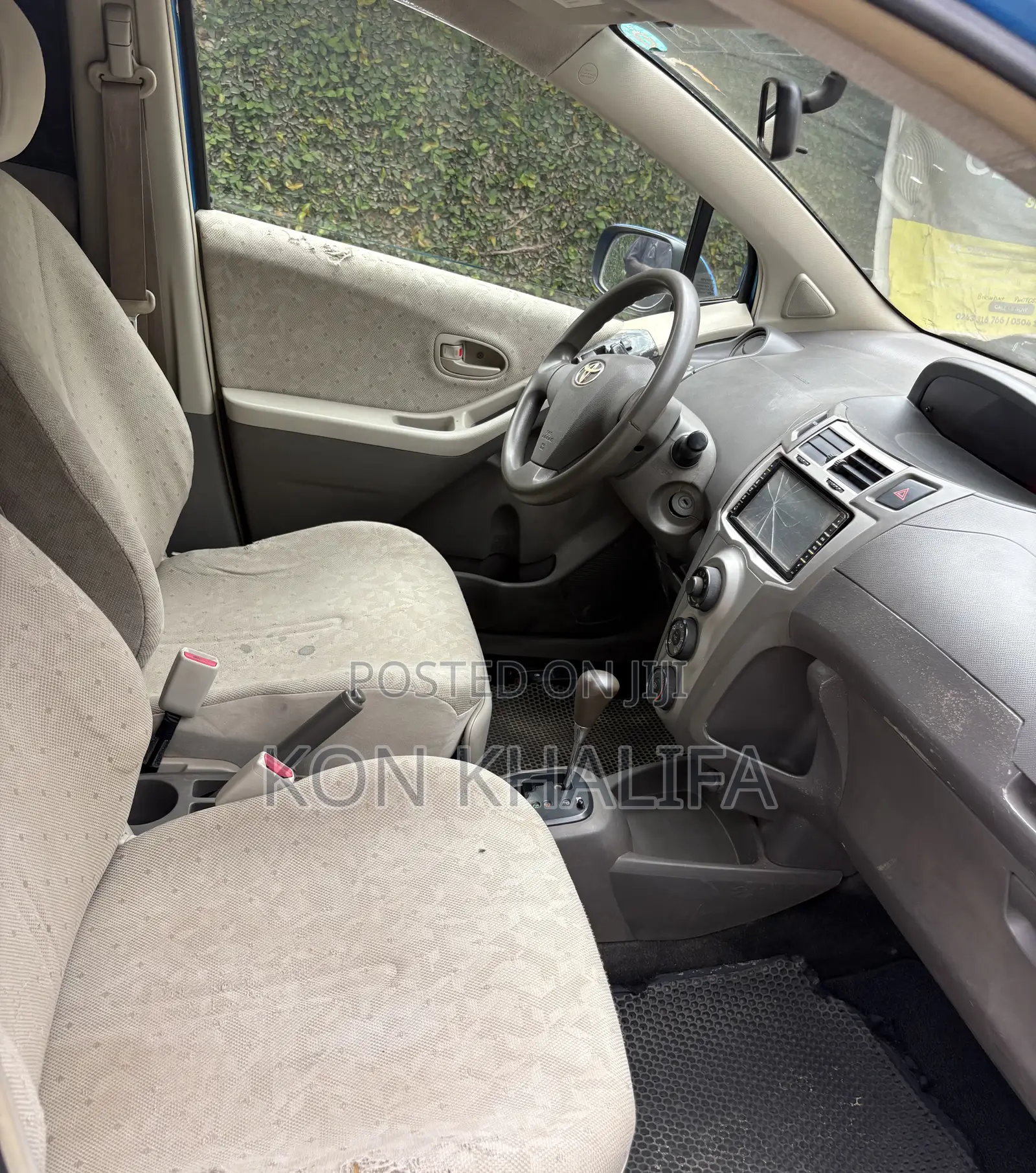 Toyota Vitz 1.3 FWD 5dr 2010 Blue
