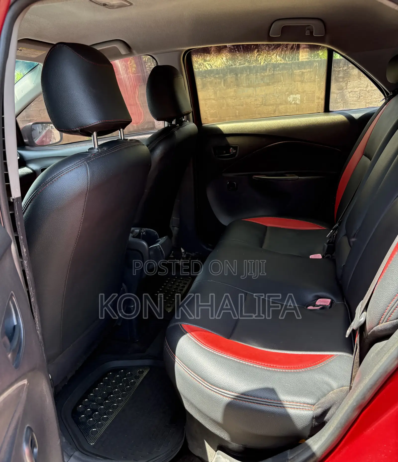 Toyota Yaris 2010 Red