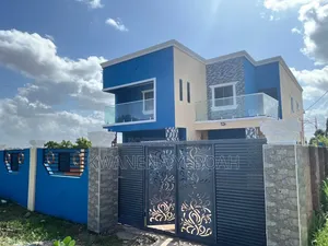 3bdrm Duplex in Amasaman for sale