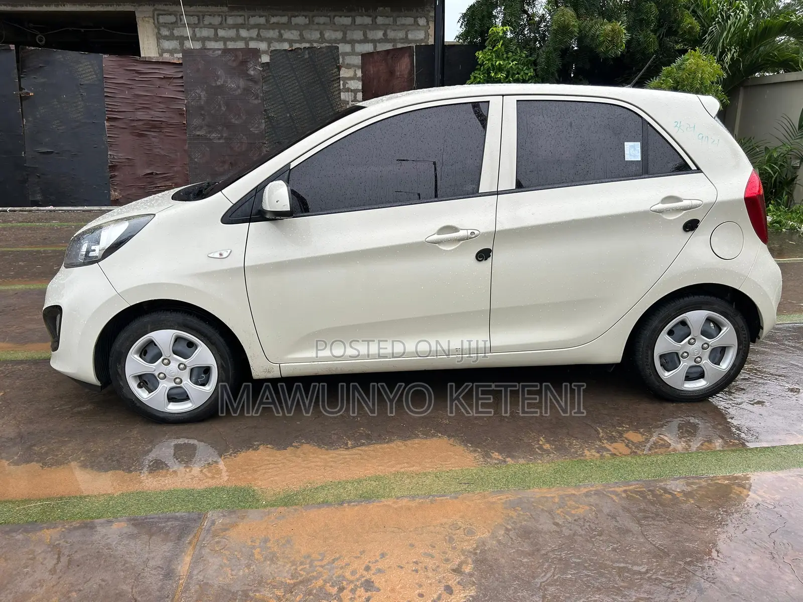 Kia Morning 2013 Ivory