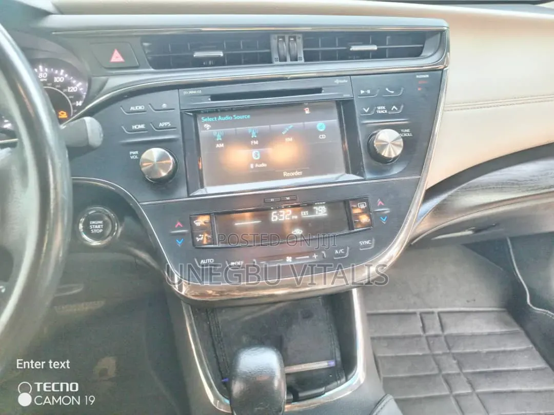 Toyota Avalon Limited FWD Sedan (3.6L 6cyl 6A) 2016 Silver