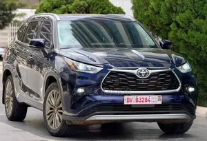Toyota Highlander 2021 Blue