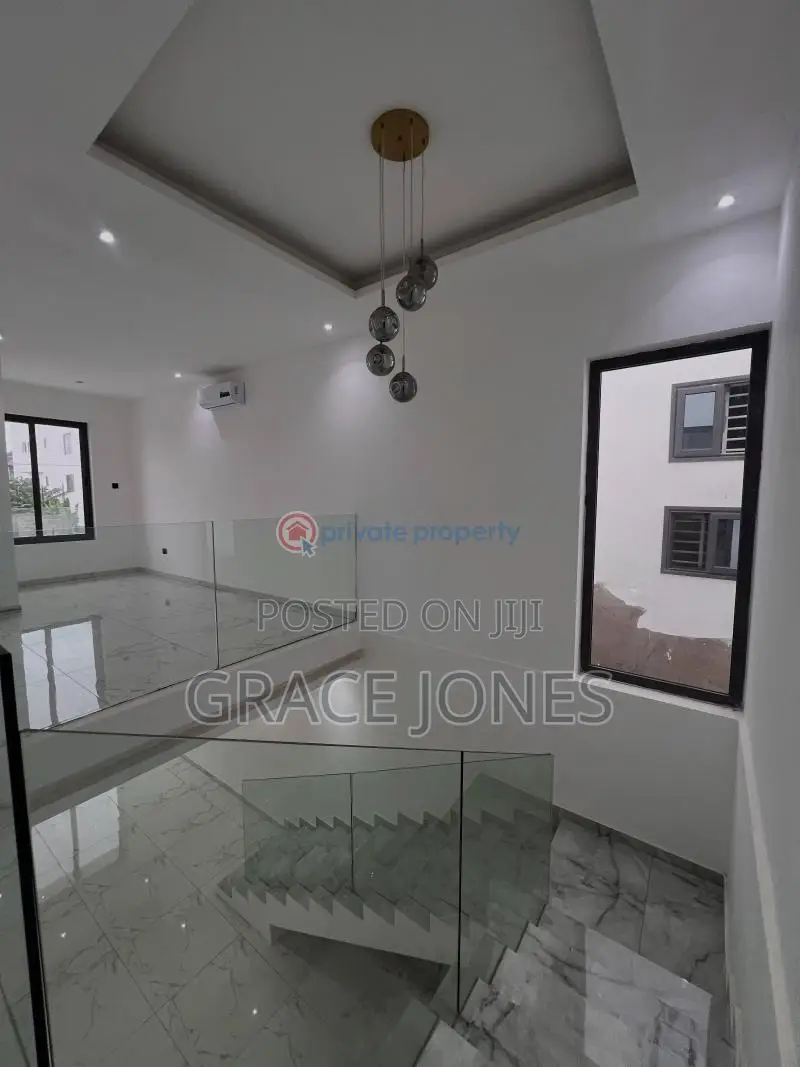Furnished 3bdrm Apartment in East Legon Ars, A&C Mall Area for rent