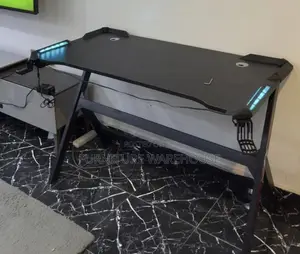 Streaming Desk