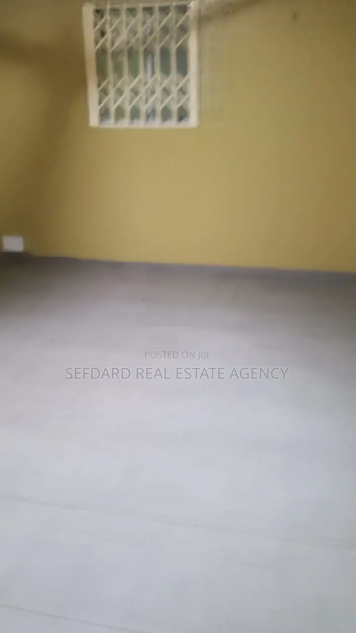 2bdrm Apartment in Sefdard Properties, Ablekuma for rent