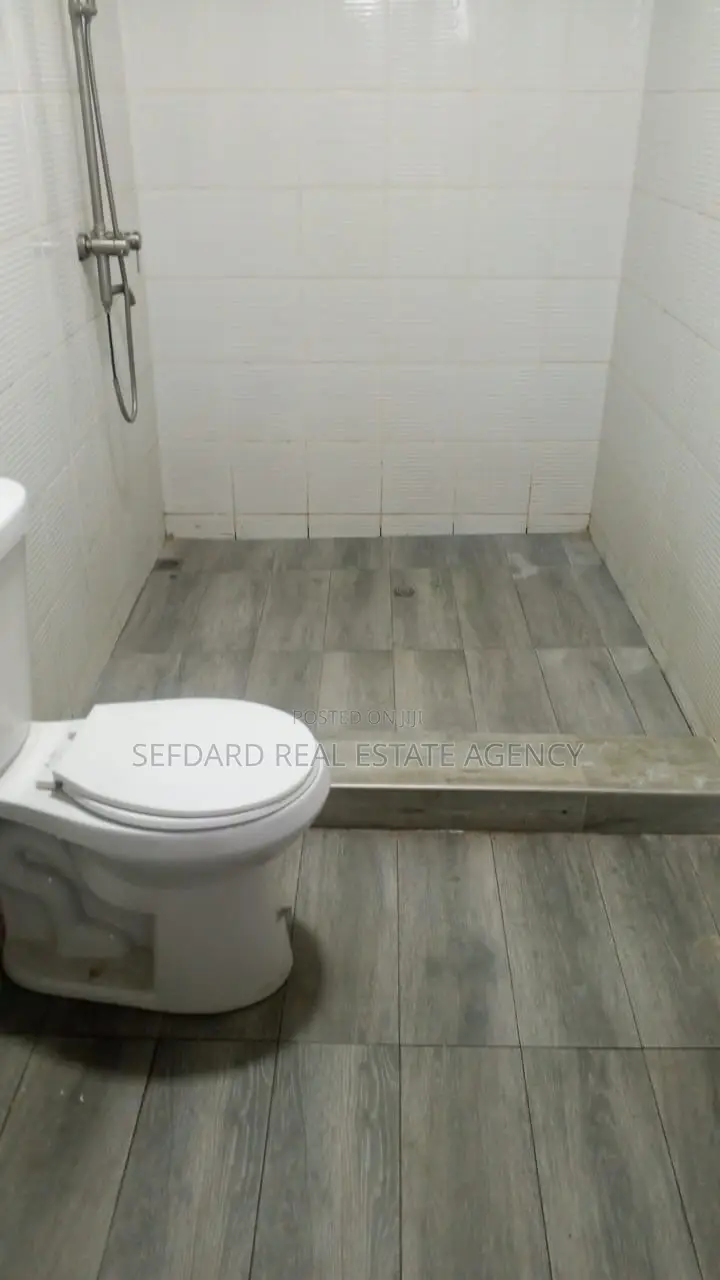 2bdrm Apartment in Sefdard Properties, Ablekuma for rent