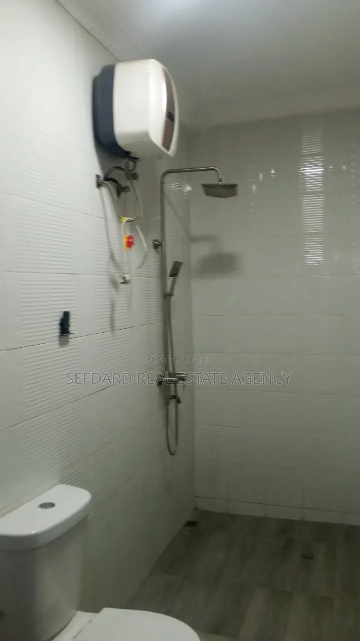 2bdrm Apartment in Sefdard Properties, Ablekuma for rent