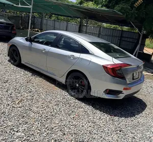 Honda Civic 2017 Silver