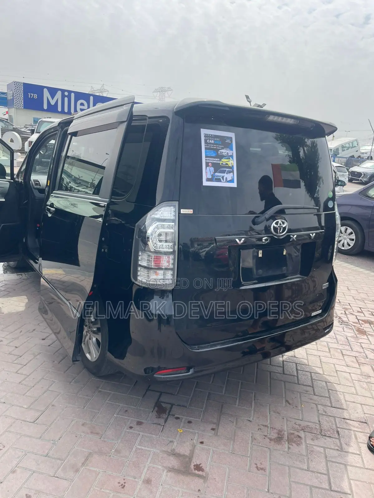 Toyota Voxy 2012 Black