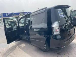 Toyota Voxy 2012 Black