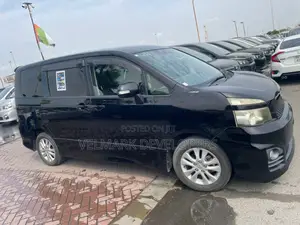 Toyota Voxy 2012 Black