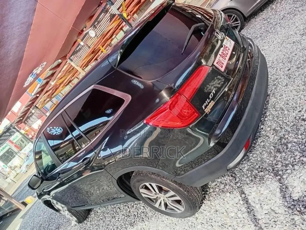 Honda Pilot Touring AWD 2018 Green