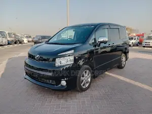Toyota Voxy 2012 Black