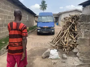 Mercedes-Benz Sprinter 1999 Blue
