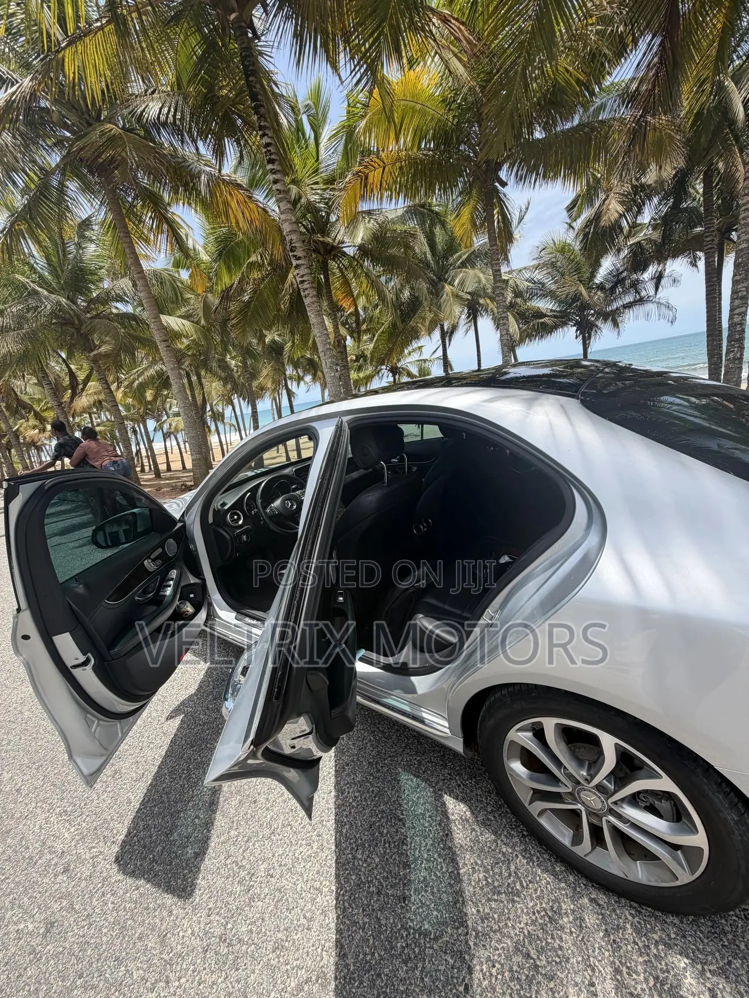 Mercedes-Benz C300 Base 4Matic Sedan AWD (2.0L 4cyl 7A) 2016 Silver