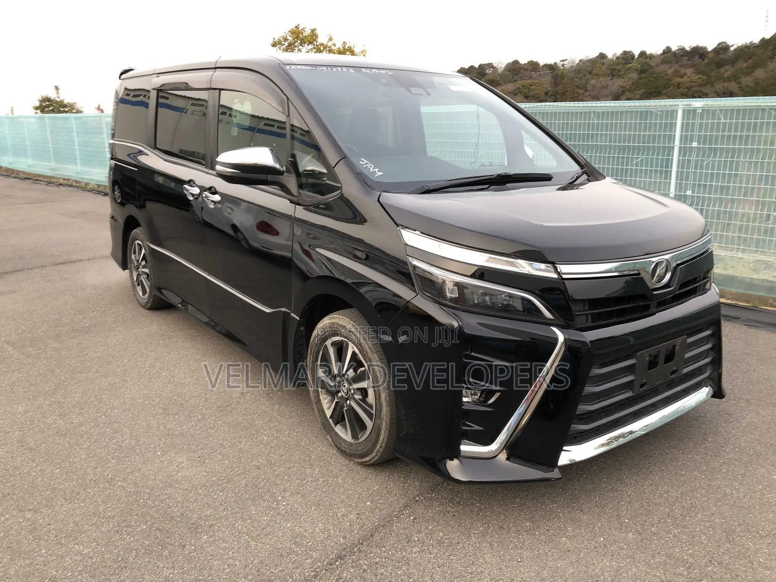Toyota Voxy 2012 Black