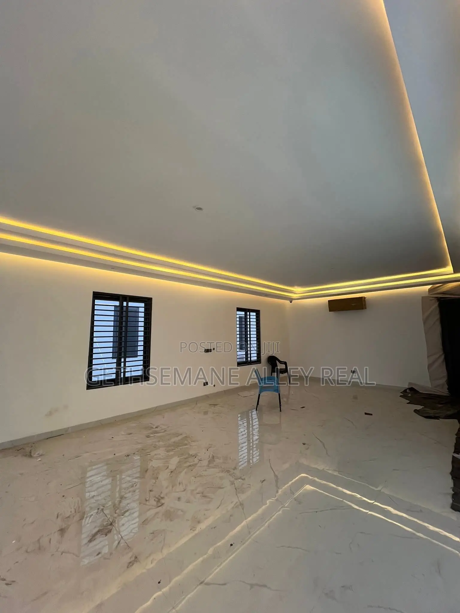 4bdrm House in Ashaley Botwe for sale