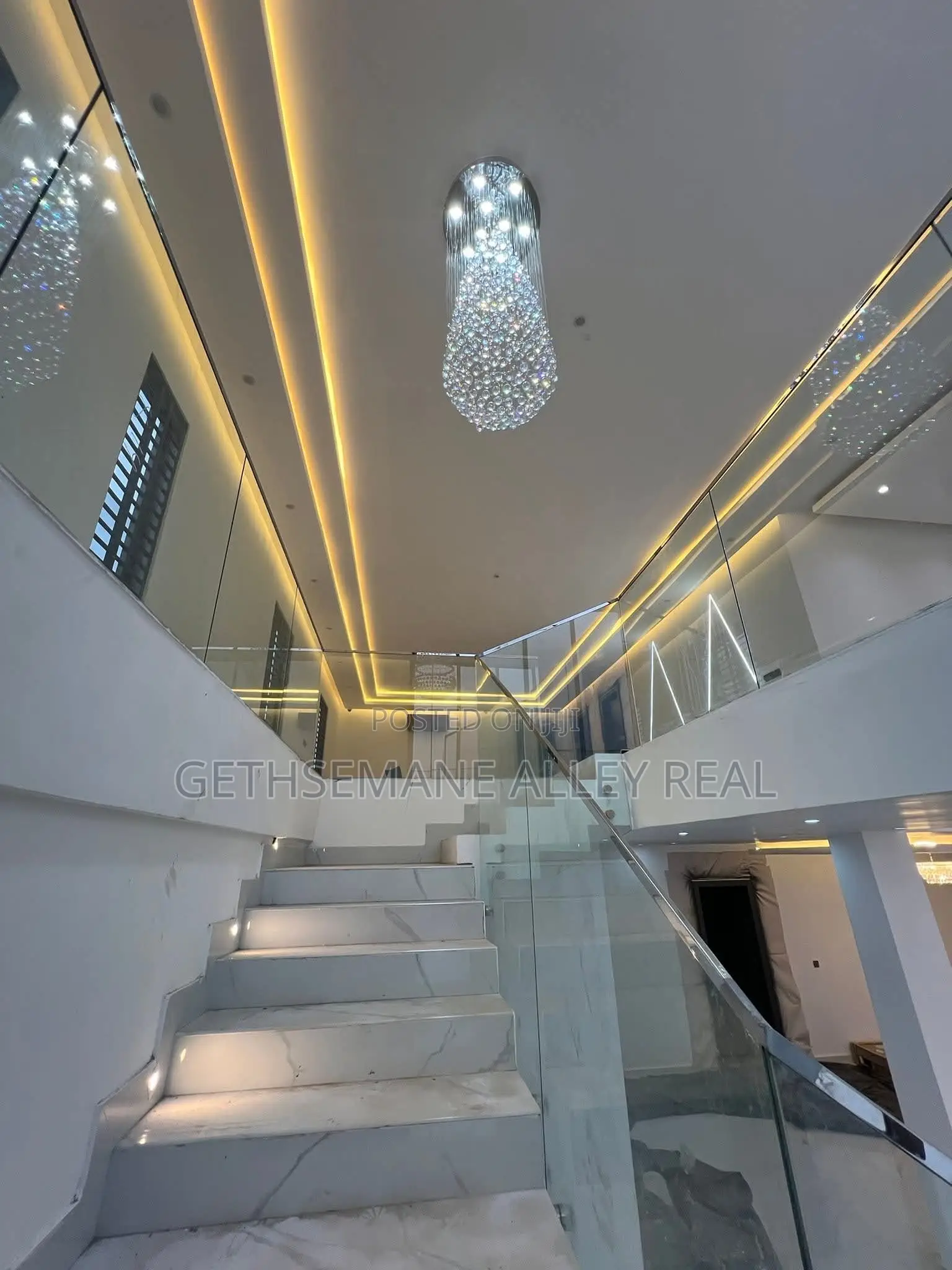 4bdrm House in Ashaley Botwe for sale