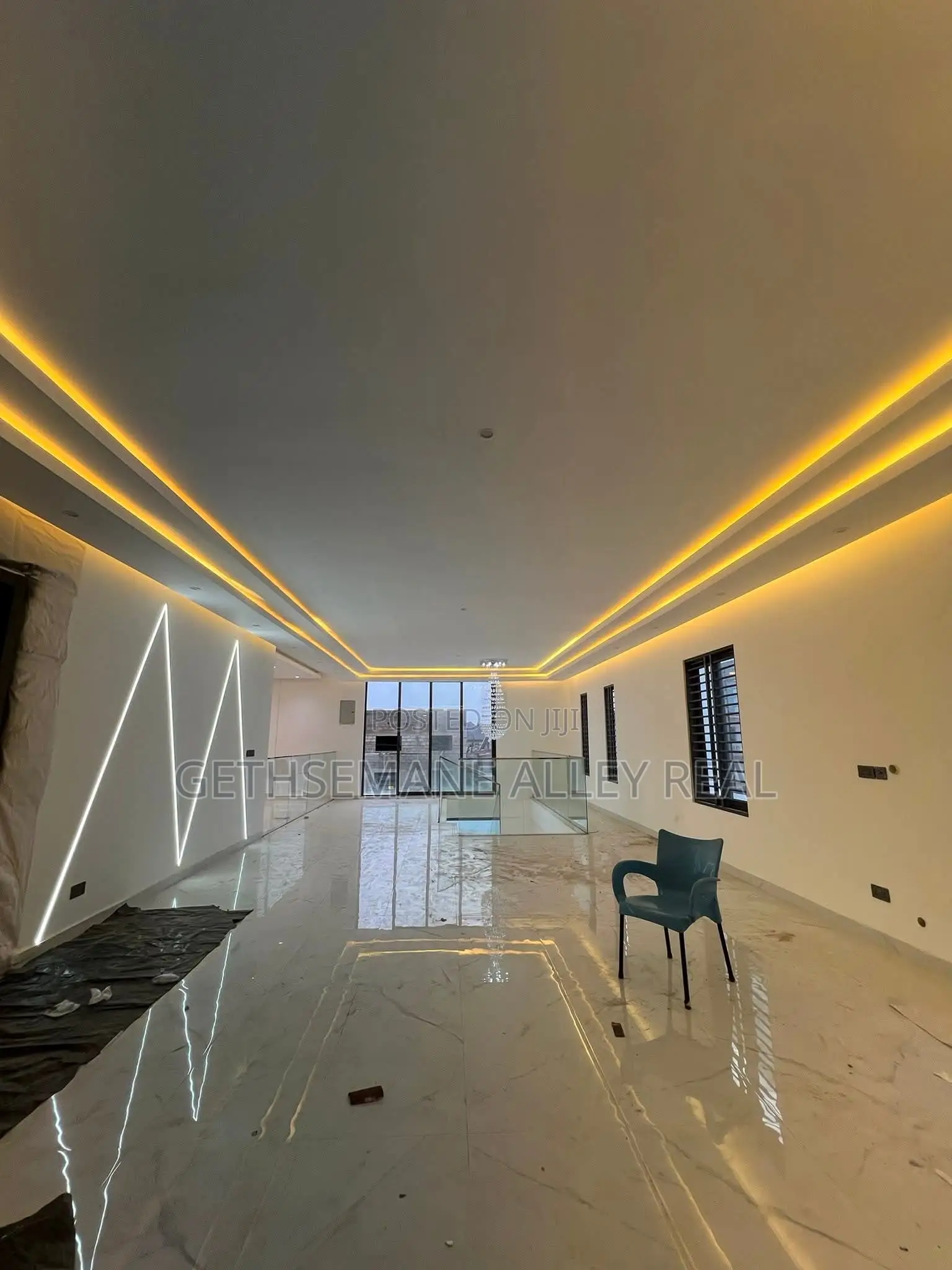 4bdrm House in Ashaley Botwe for sale