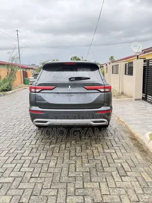 Mitsubishi Outlander SEL 2024 Black