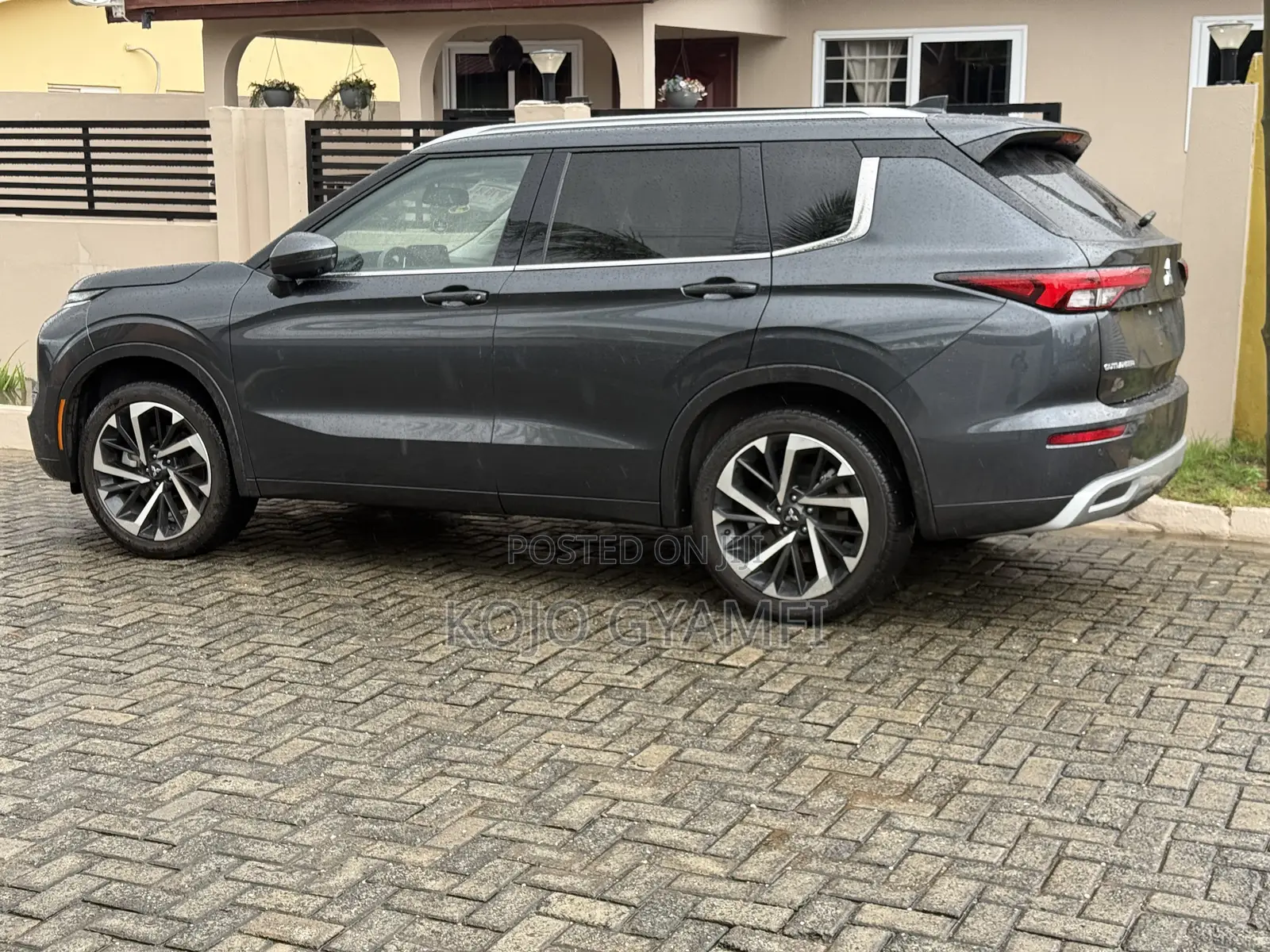 Mitsubishi Outlander SEL 2024 Black