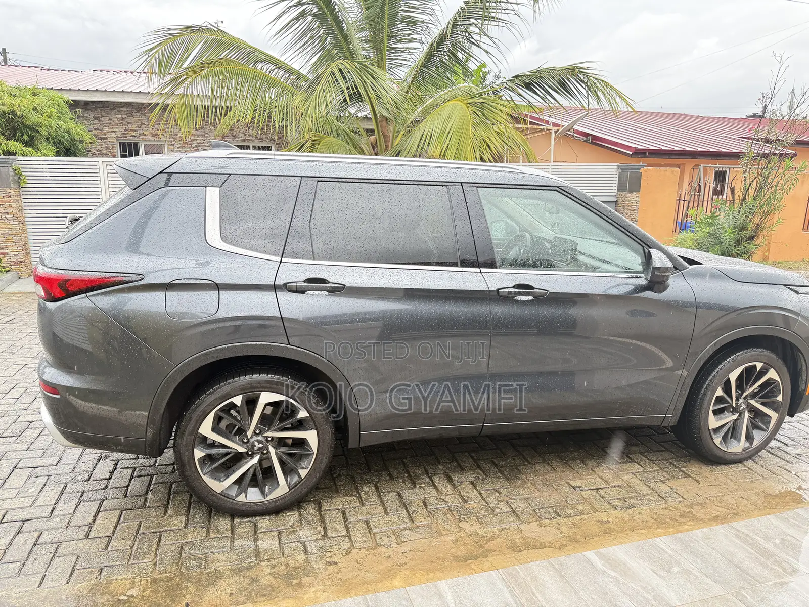 Mitsubishi Outlander SEL 2024 Black