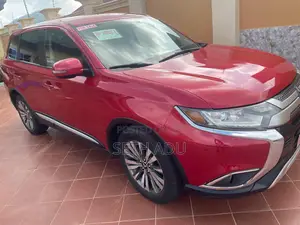 Mitsubishi Outlander SE FWD 2019 Red