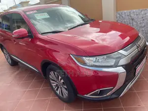 Mitsubishi Outlander SE FWD 2019 Red