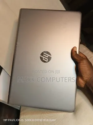 Laptop HP Pavilion 15 8GB AMD Ryzen HDD+SSD 500GB