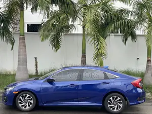 Honda Civic EX 4dr Sedan (2.0L 4cyl) 2017 Blue