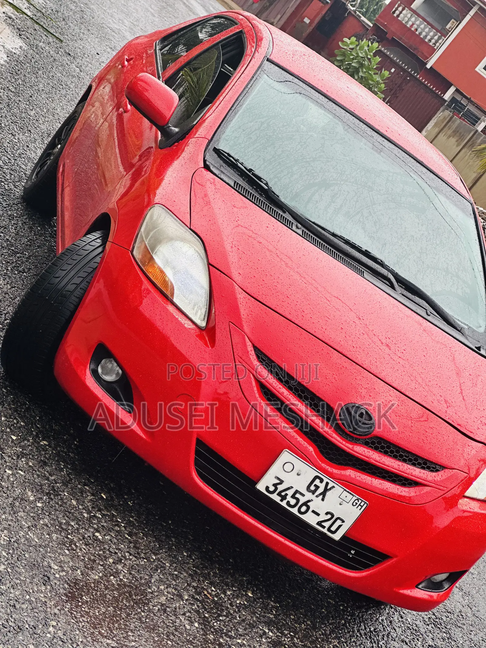 Toyota Yaris 2012 Red