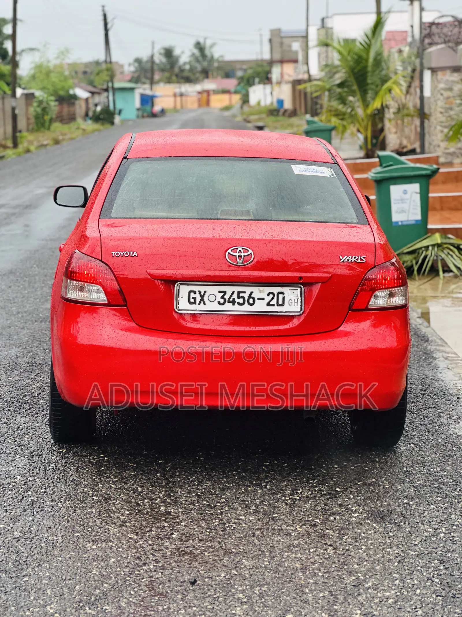 Toyota Yaris 2012 Red