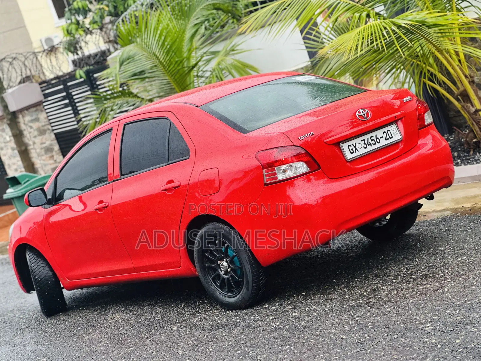 Toyota Yaris 2012 Red