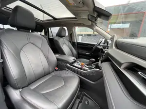Toyota Highlander Limited AWD 2023 Black