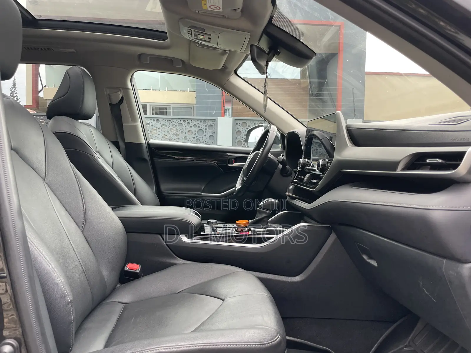 Toyota Highlander Limited AWD 2023 Black